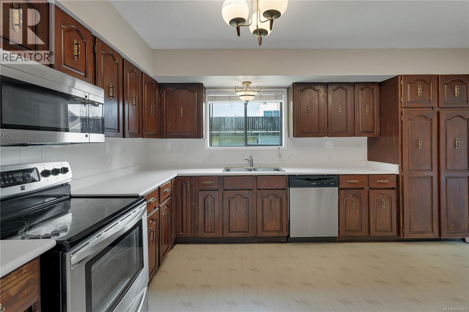 531 Savary Cres - Image 11