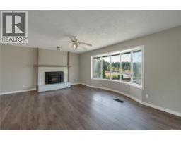 Kitchen - 531 Savary Cres, Campbell River, BC V9W6V7 Photo 6