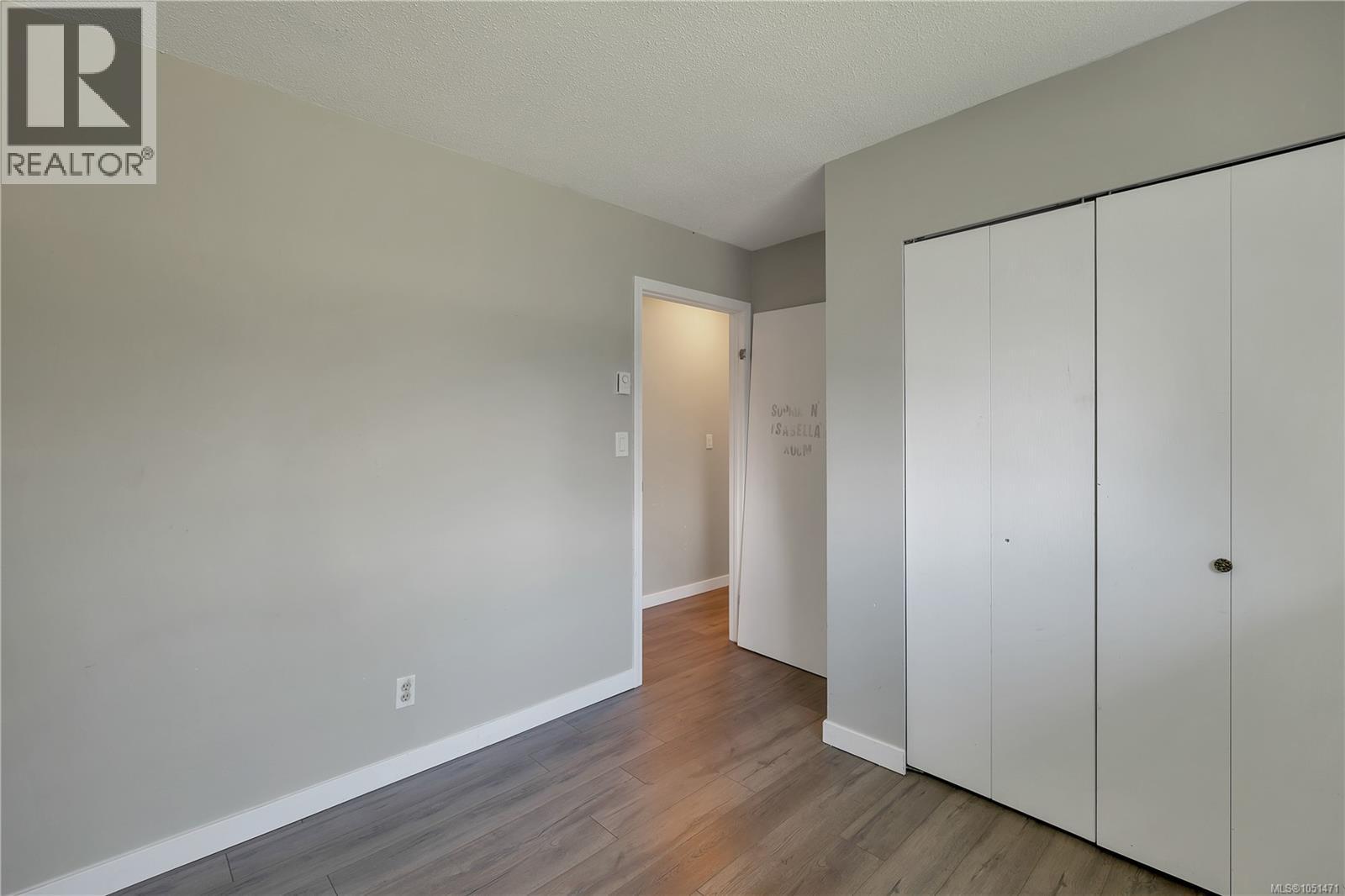531 Savary Cres - 22