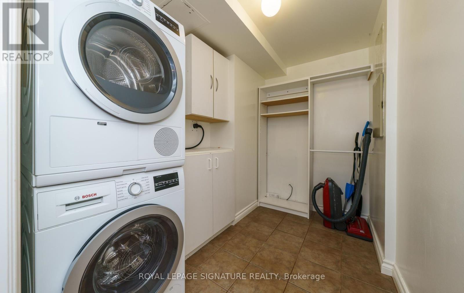 216- 215 The Donway West West, Toronto, ON photo 28