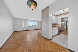 11a 300 Roslyn Road, Winnipeg, MB R2M3R5 Photo 10