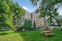 11a 300 Roslyn Road, Winnipeg, MB R2M3R5 Photo 18
