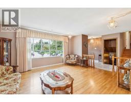Bedroom - 5036 Vallance Crescent Nw, Calgary, AB T3A0T6 Photo 7