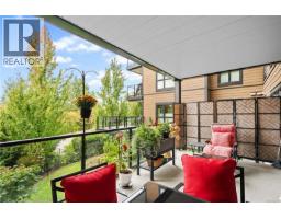 205 741 Travino Lane, Saanich, BC V8Z0G3 Photo 20