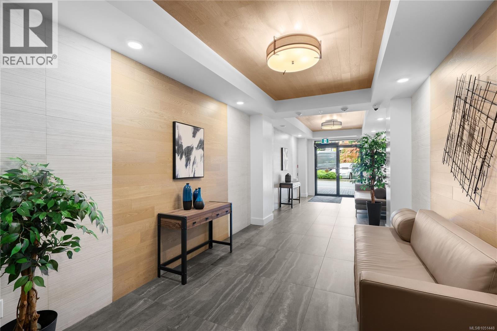 #205 741 Travino Lane - 34
