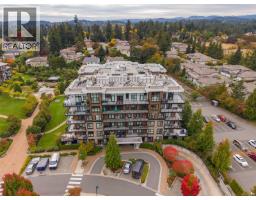 205 741 Travino Lane, Saanich, BC V8Z0G3 Photo 66