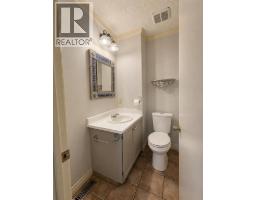 94 Redwood Meadows Drive, Rural Rocky View County, AB T3Z1A3 Photo 21