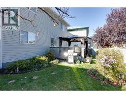 135 Springs Crescent - photo 40