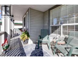 135 Springs Crescent - photo 4