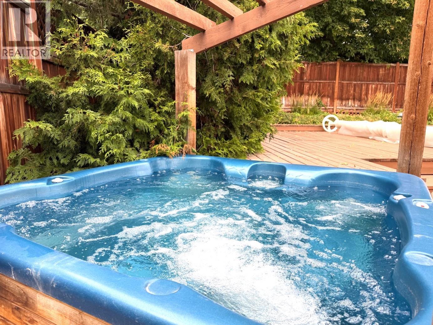  2490 Smid Road, West Kelowna