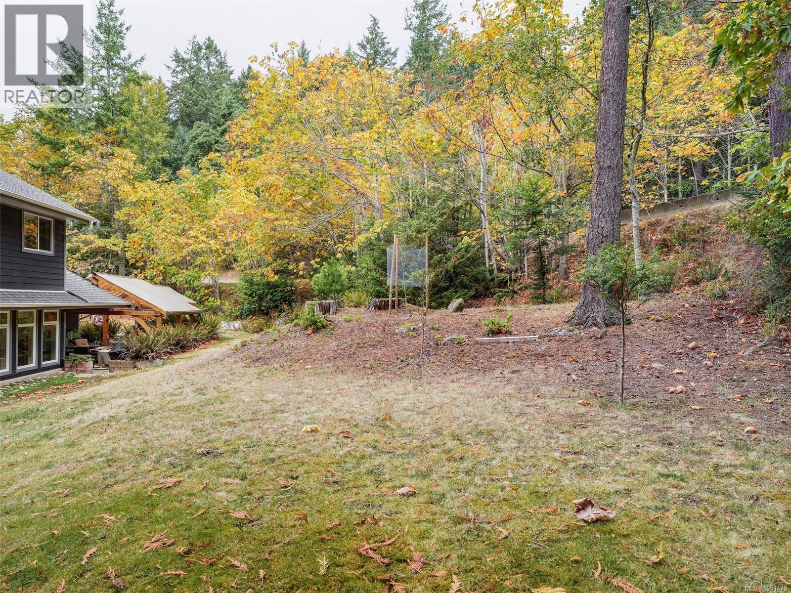905 Worrall Dr - Image 35