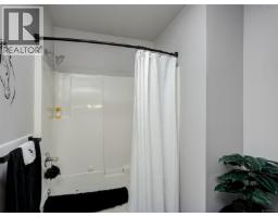 905 Worrall Dr, Langford, BC V9C3C8 Photo 19