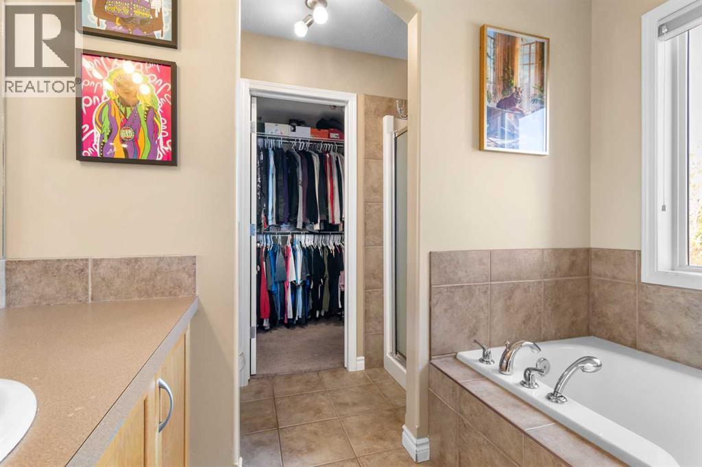 ensuite and walk in closet
