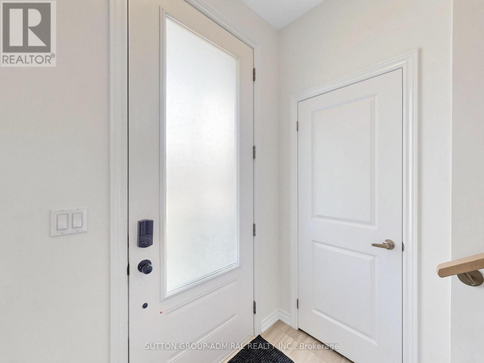 1475 BLACKMORE STREET - Image 18