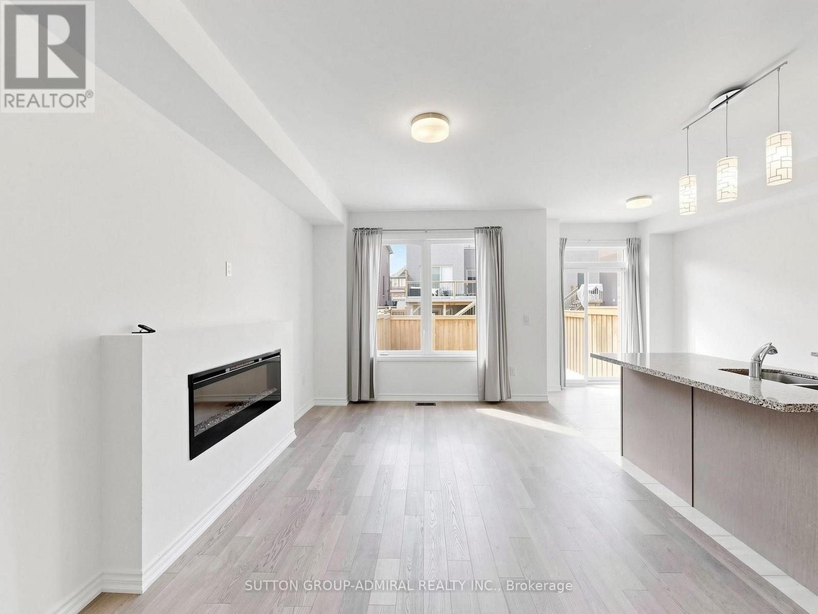 1475 BLACKMORE STREET - Image 6