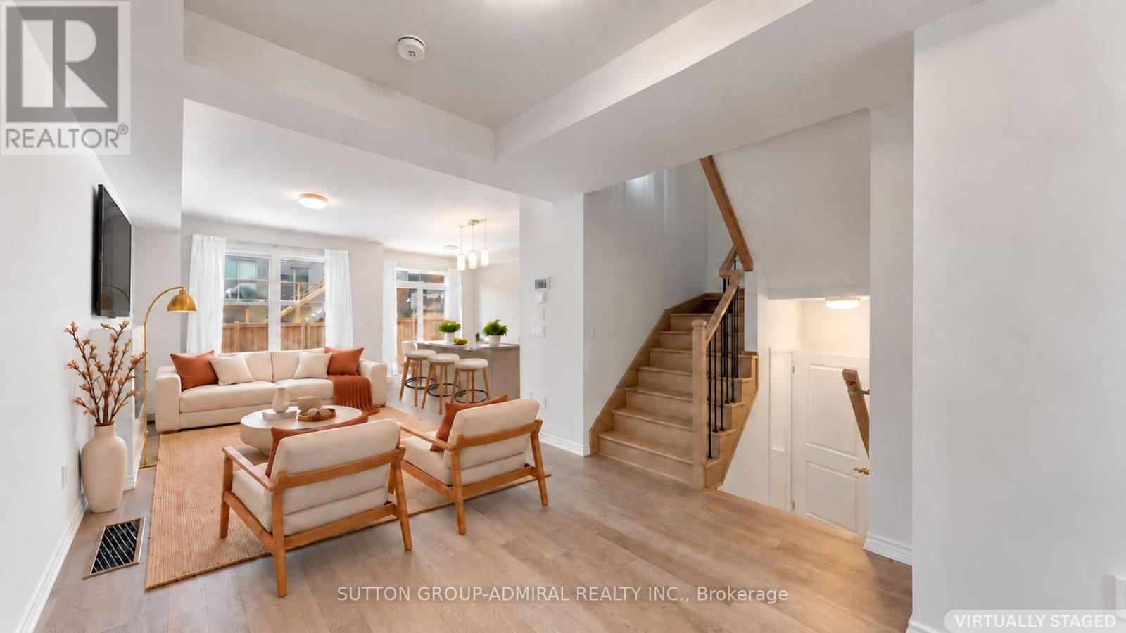 1475 BLACKMORE STREET - Image 7