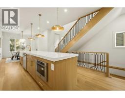 Bedroom - 727 15 Street Nw, Calgary, AB T2N2B3 Photo 9