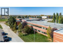 9, 567 Edmonton Trail Ne, Airdrie, AB T4B2L4 Photo 34