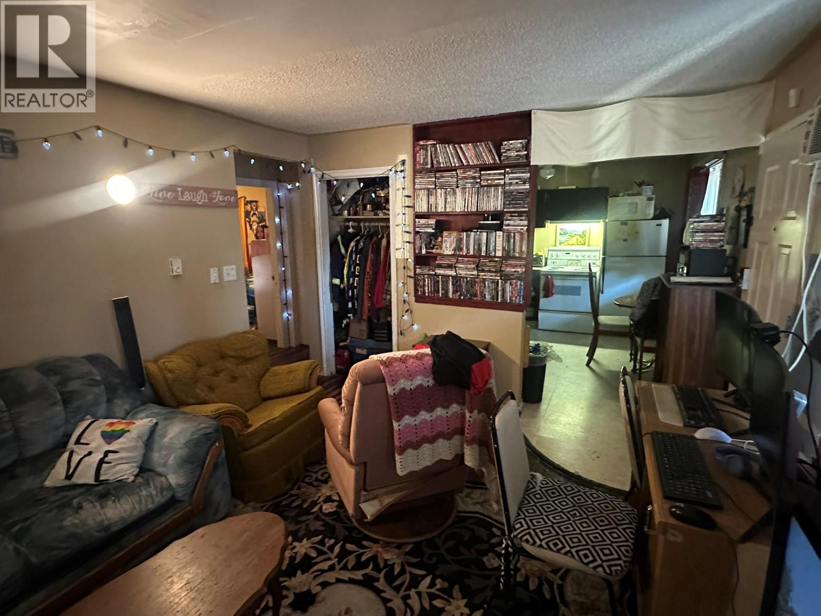 #101 3710 24 Avenue - 22