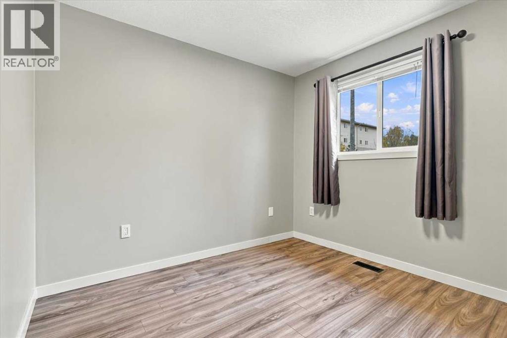 #101 10550 111 Street N - 17