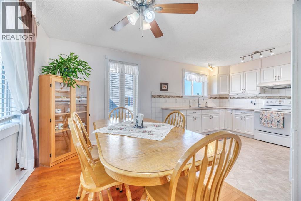 111 Maplewood Place - Image 11