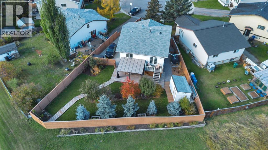 111 Maplewood Place - 2