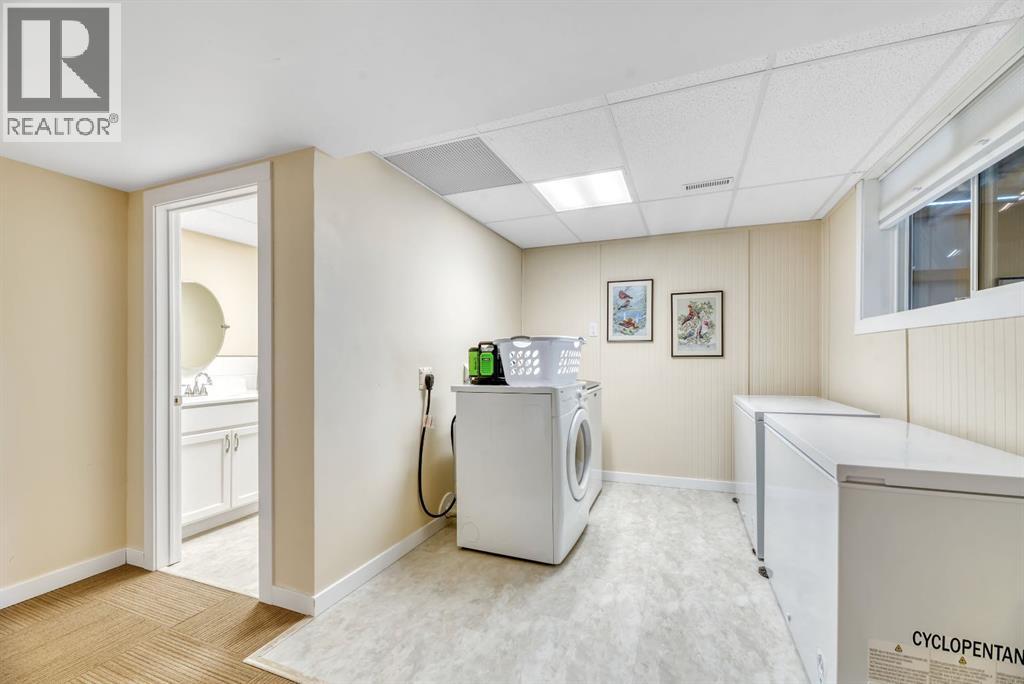 111 Maplewood Place - 20