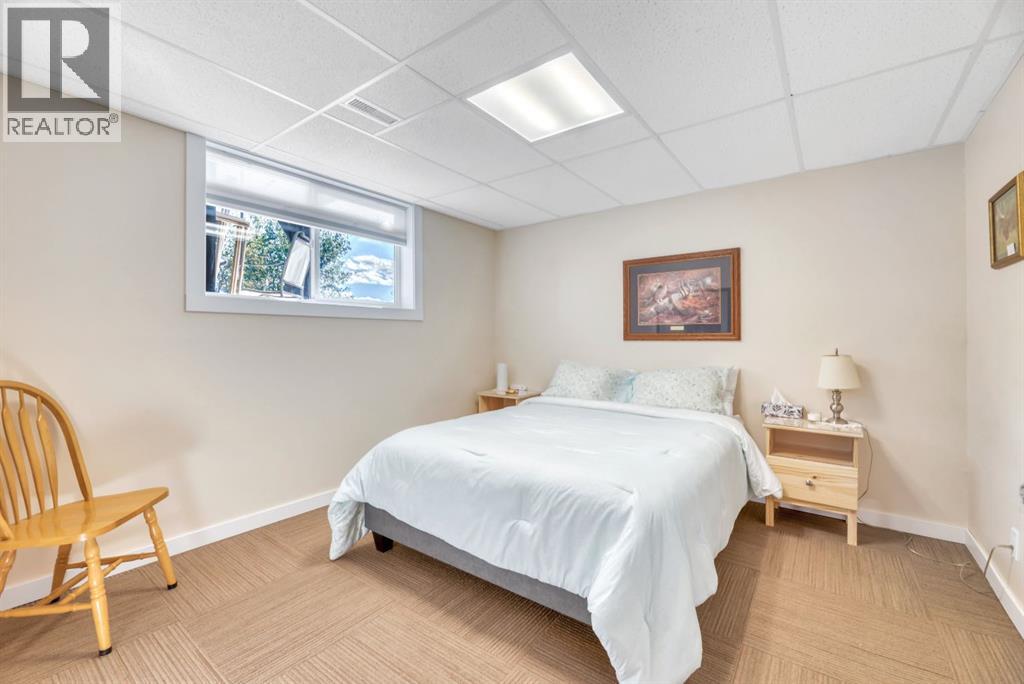 111 Maplewood Place - 23