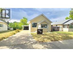 638 12A Street N - photo 1