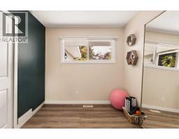 228 Midridge Crescent Se, Calgary, AB T2X1C6 Photo 28