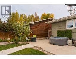 228 Midridge Crescent Se, Calgary, AB T2X1C6 Photo 45
