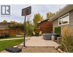 228 Midridge Crescent Se, Calgary, AB T2X1C6 Photo 46