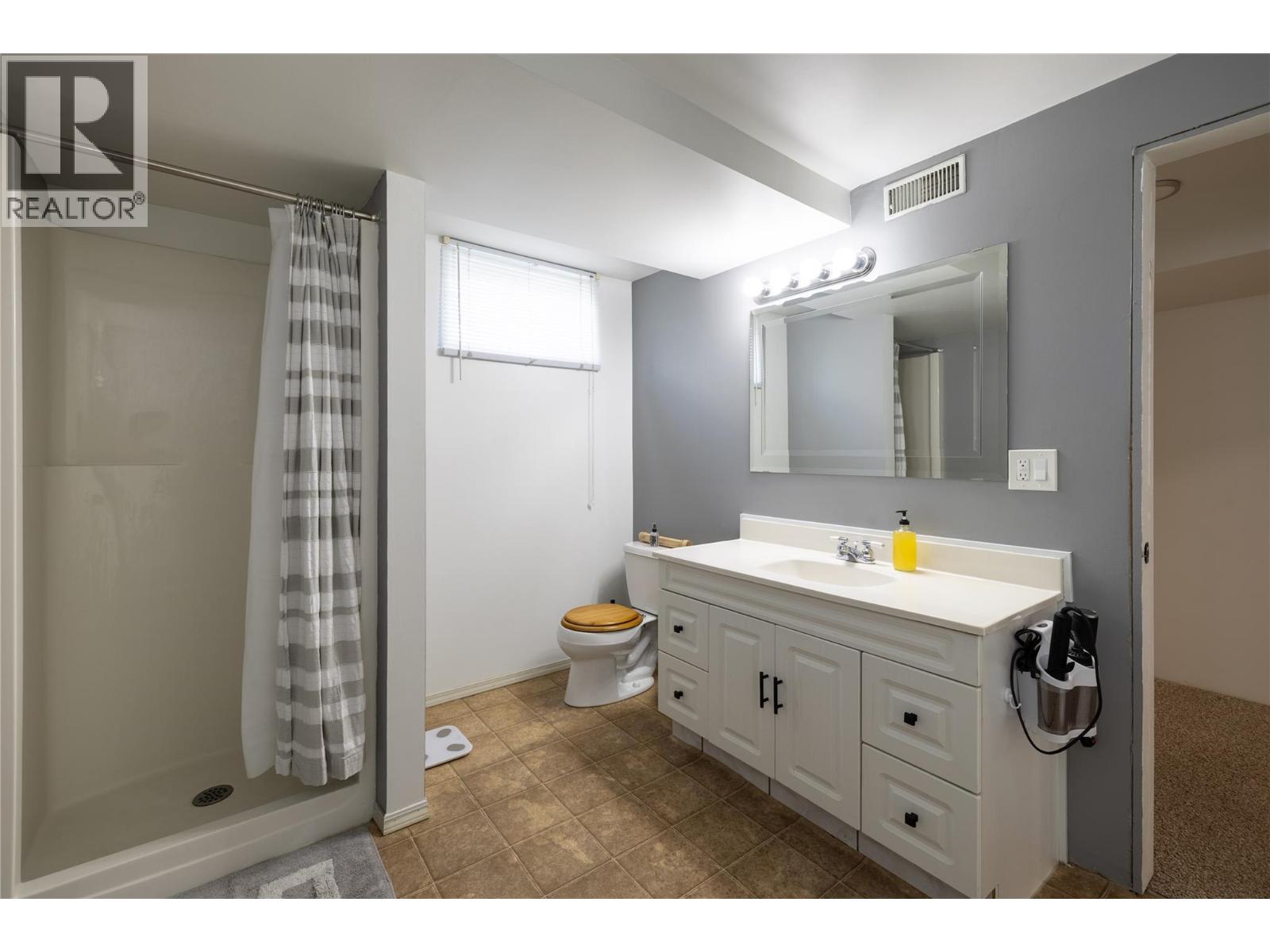 3512 27 Avenue, Vernon