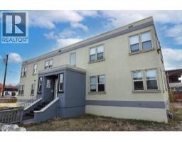  156 Nanaimo Avenue East, Penticton