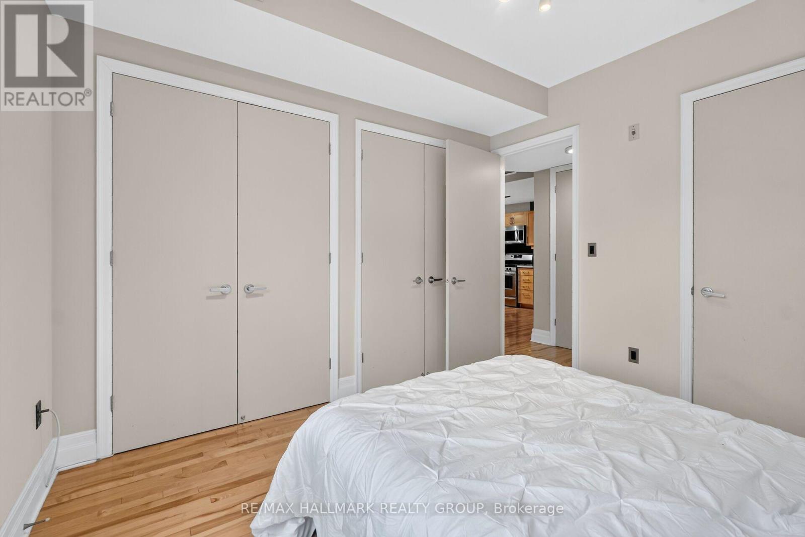 #210 457 MCLEOD STREET - 24