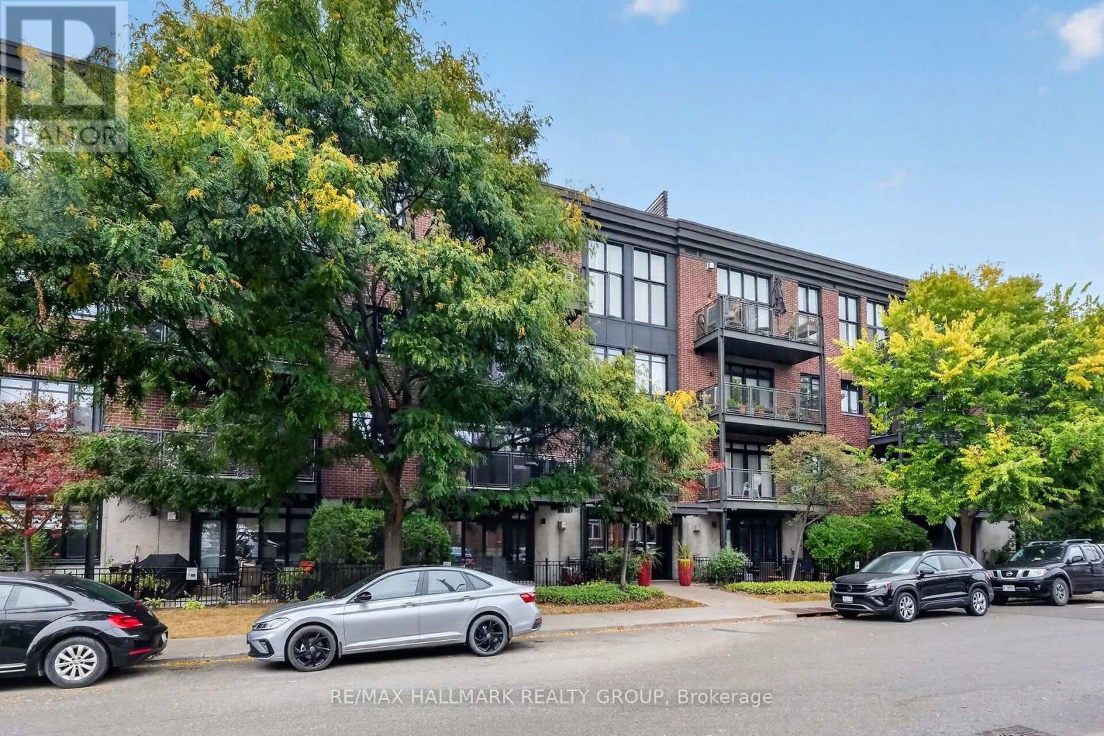 #210 457 MCLEOD STREET - 3