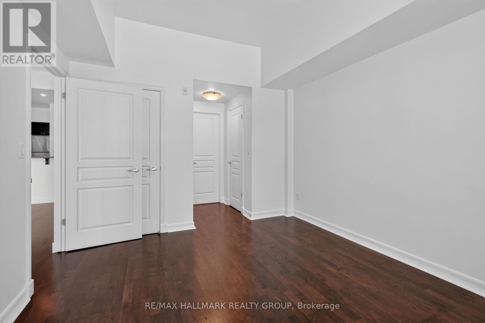 #1209 200 BESSERER STREET - 25