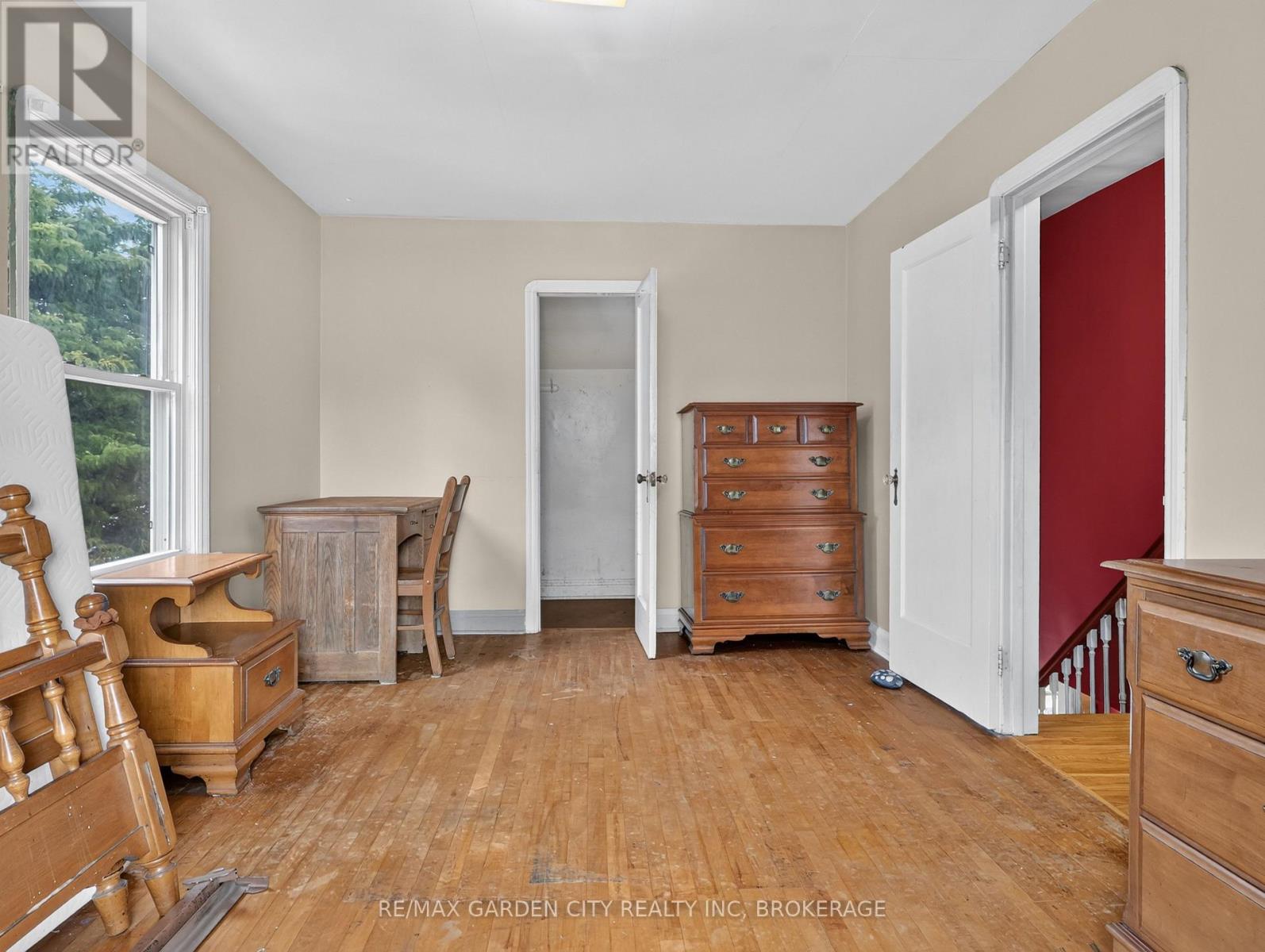 136 HIGHLAND AVENUE - Image 22