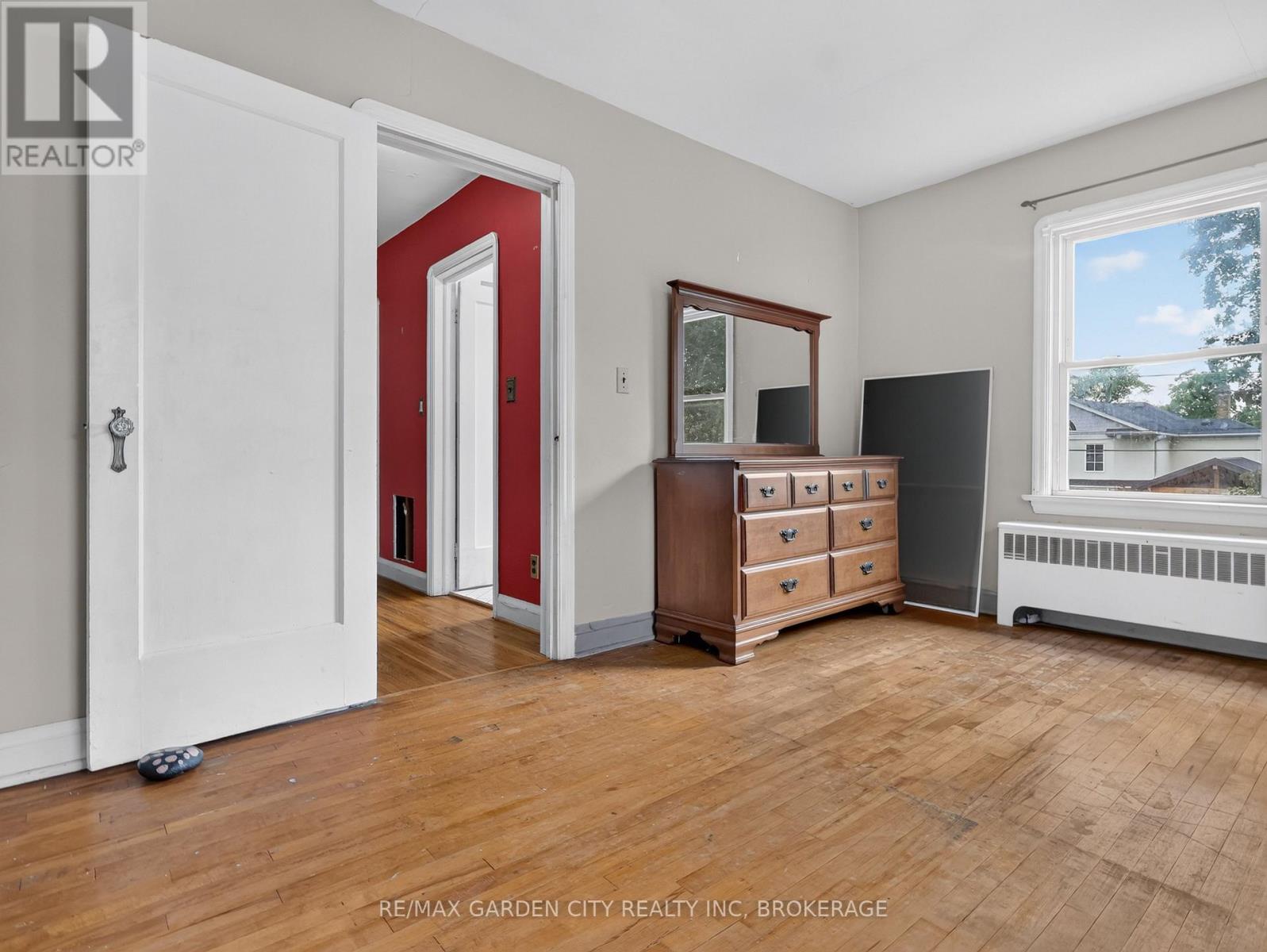 136 HIGHLAND AVENUE - Image 23