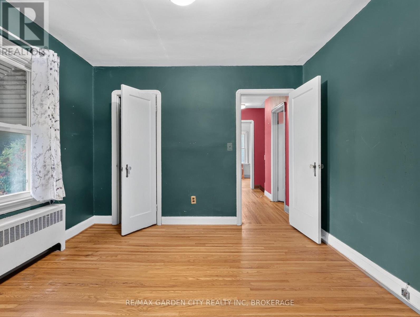 136 HIGHLAND AVENUE - 25
