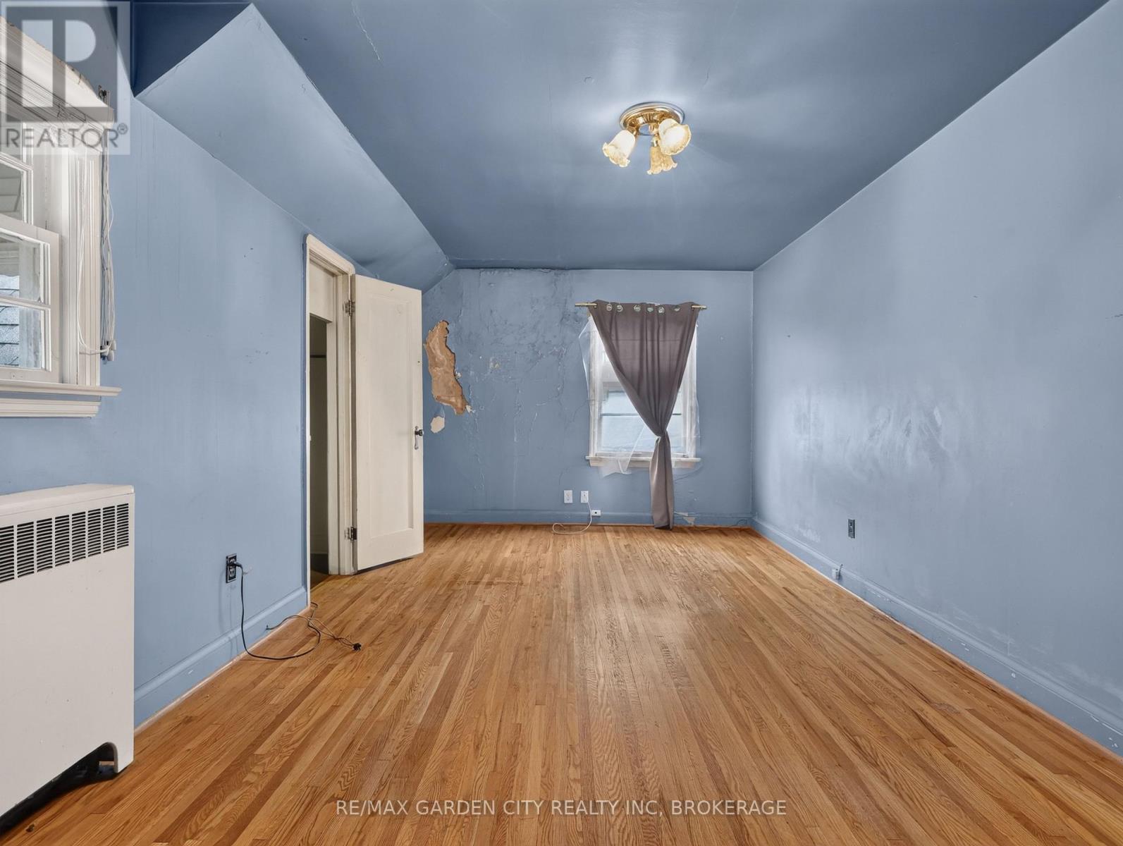 136 HIGHLAND AVENUE - 27