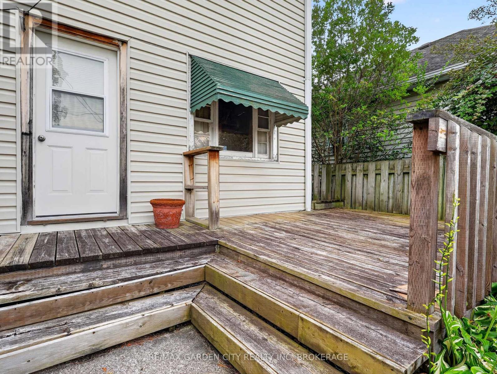 136 HIGHLAND AVENUE - Image 35