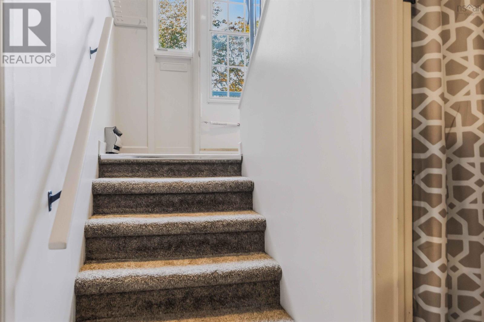 887 Richard Street - Image 18