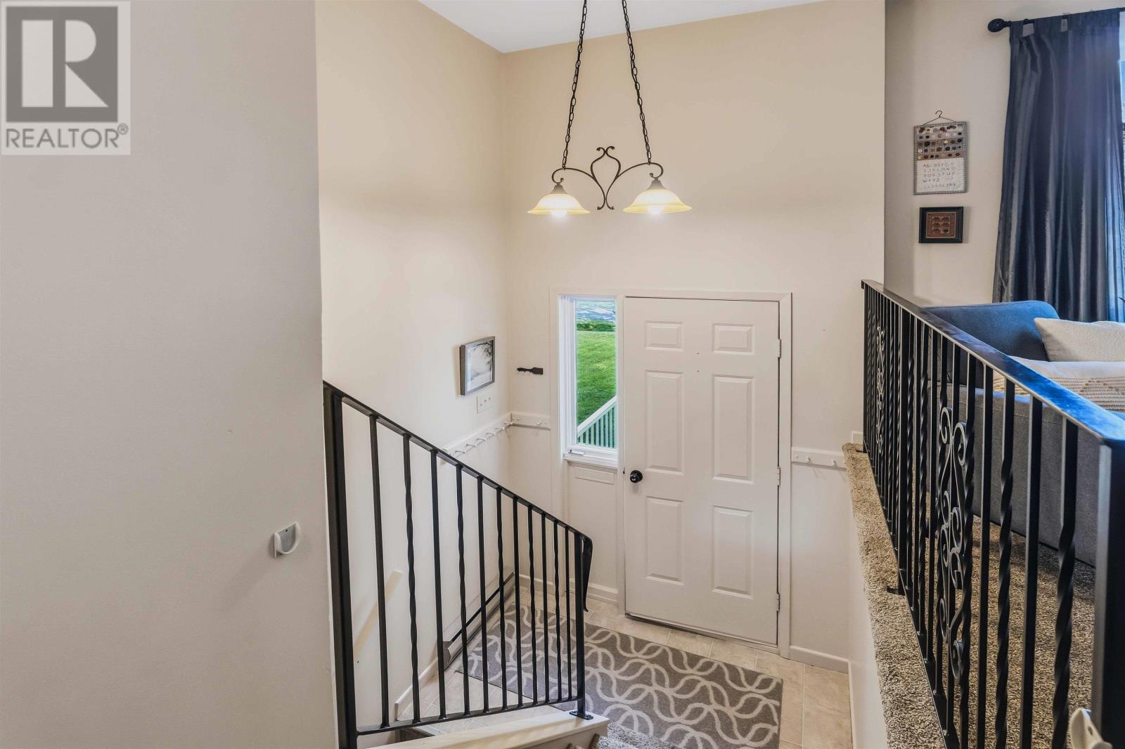 887 Richard Street - Image 6