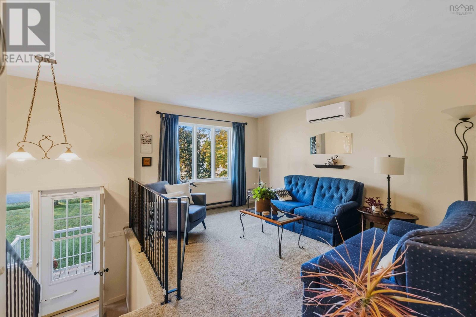 887 Richard Street - Image 7