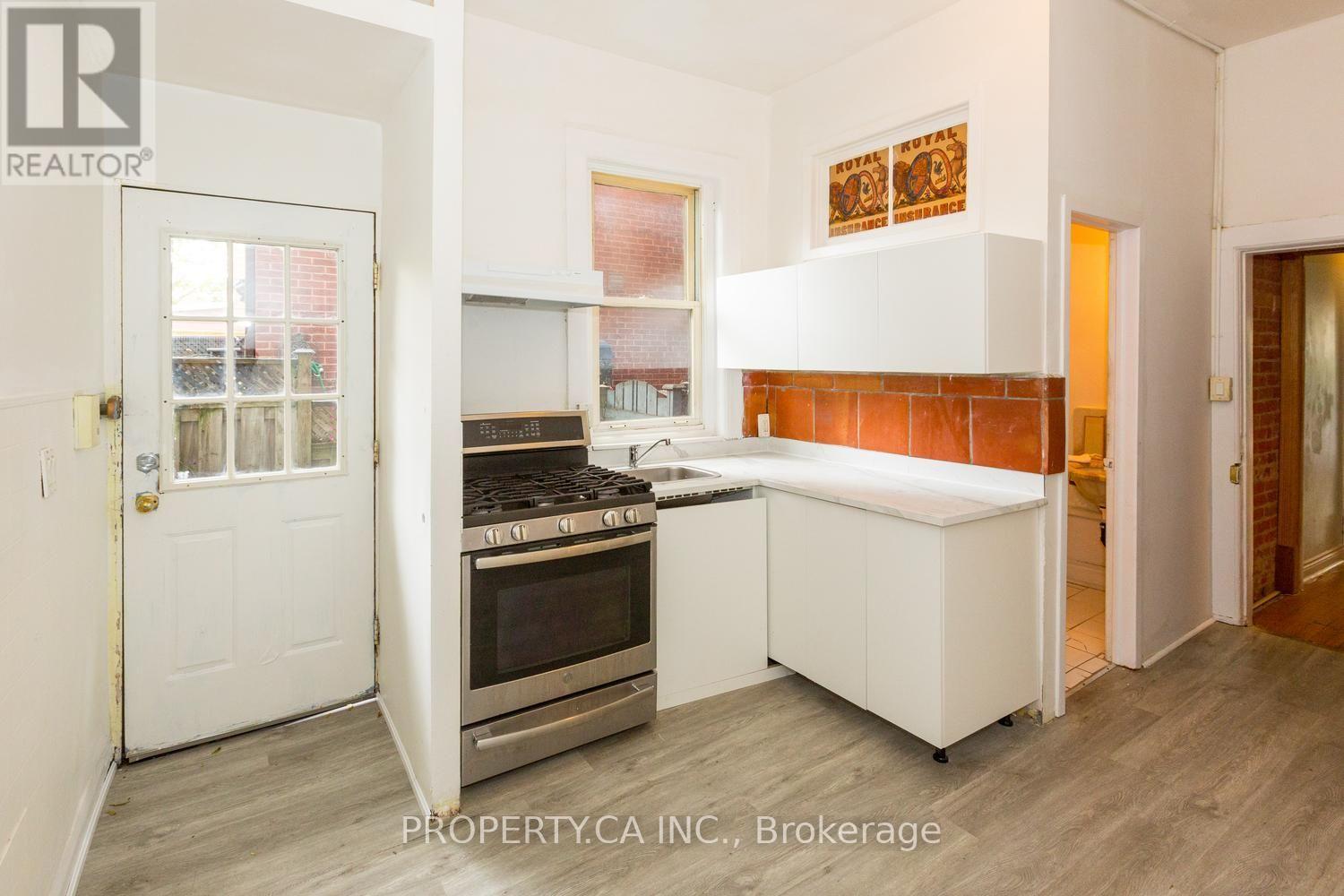 125 MAJOR STREET - 23