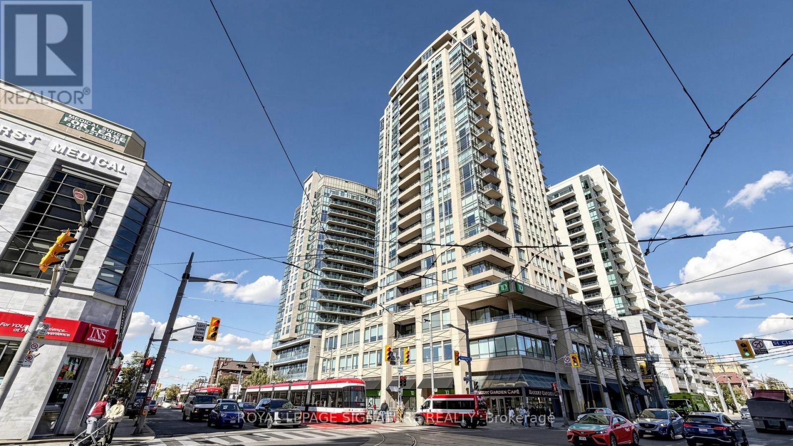 402- 500 St Clair Avenue West, Toronto, ON
