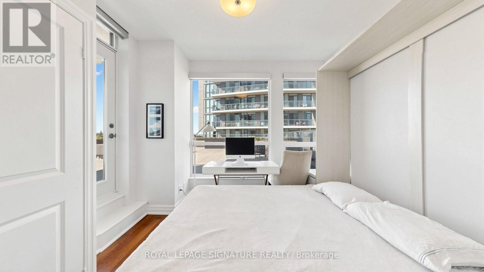 #402 500 ST CLAIR AVENUE W - Image 25