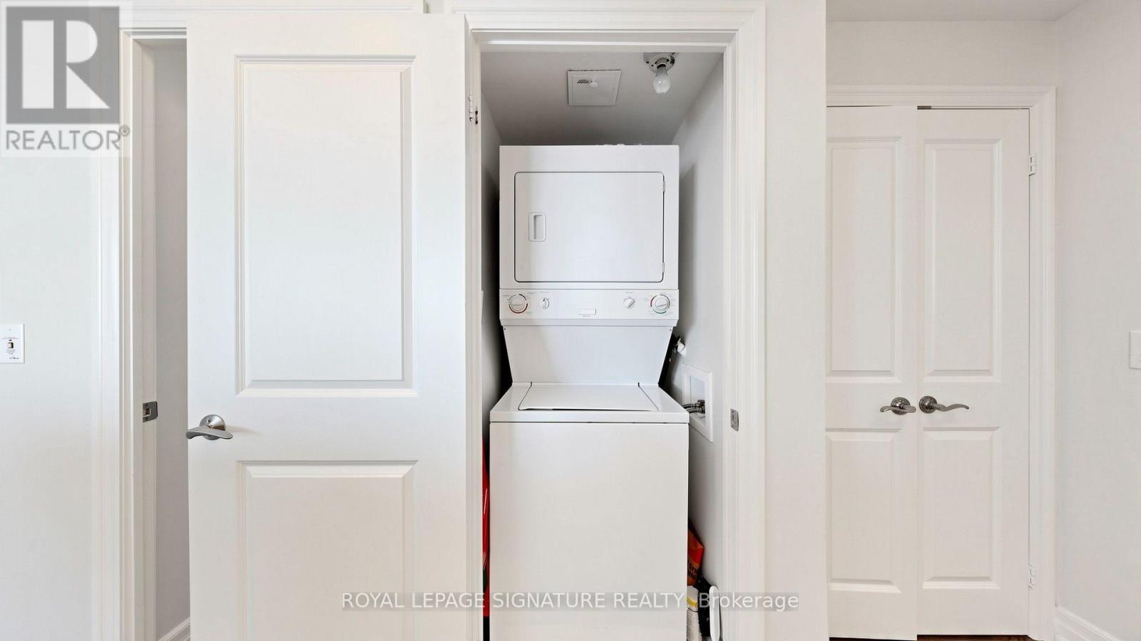 #402 500 ST CLAIR AVENUE W - Image 33