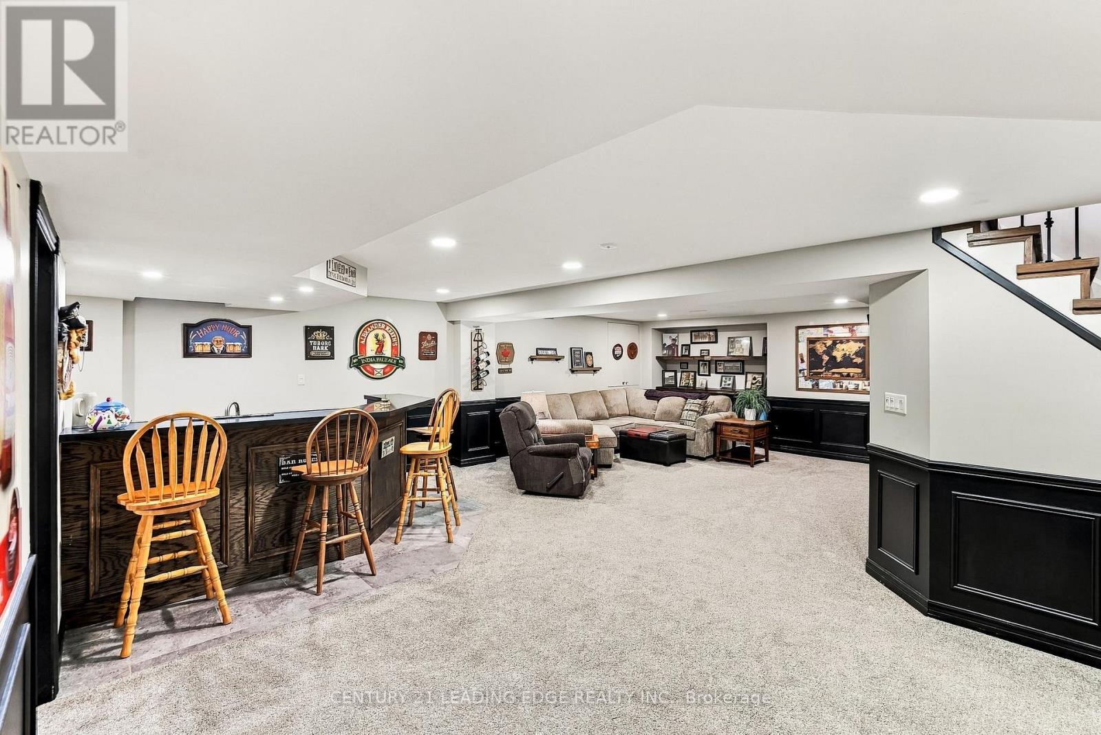 12 COASTVIEW COURT - Image 31